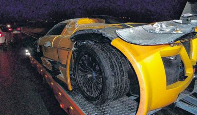 Gumpert Apollo Crash in Germany