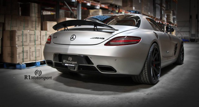 Matte Grey Aluminum Mercedes-Benz SLS AMG