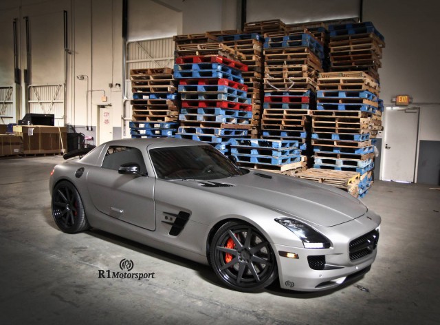 Matte Grey Aluminum Mercedes-Benz SLS AMG