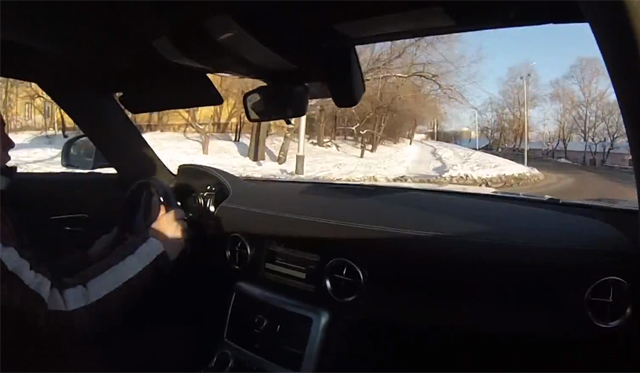 Drifting a Mercedes-Benz SLS AMG in the Snow