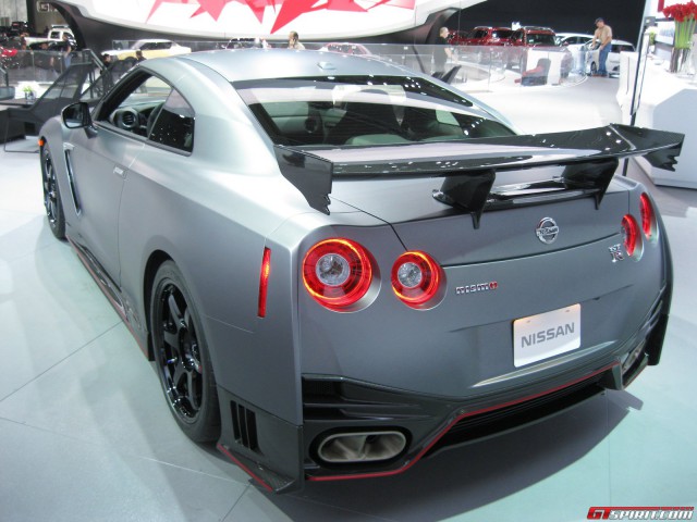 Detroit 2014: Nissan GT-R Nismo