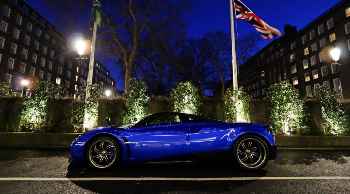 Photo Of The Day: Blue Pagani Huayra in London