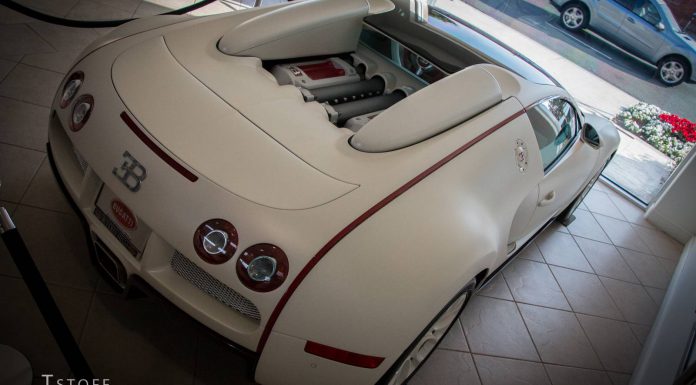 Xzibit's Matte White and Red Bugatti Veyron For Gumball 3000