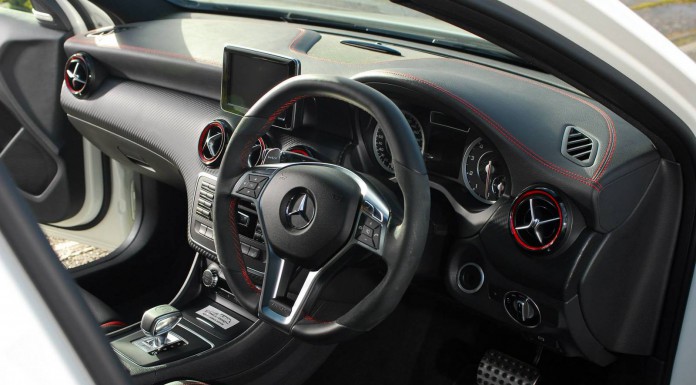 Oakley Design Mercedes-Benz A45 AMG 420-4 Carbon Edition 