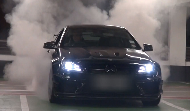 Epic Mercedes-Benz C63 AMG Black Series Burnout!