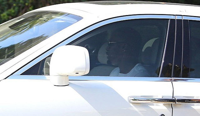 Jamie Foxx Spotted Driving in Stunning White Rolls-Royce Phantom