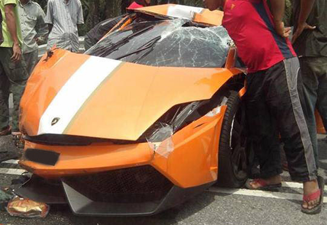 Rare Lamborghini Gallardo LP550-2 MLE Destroyed in Malaysia