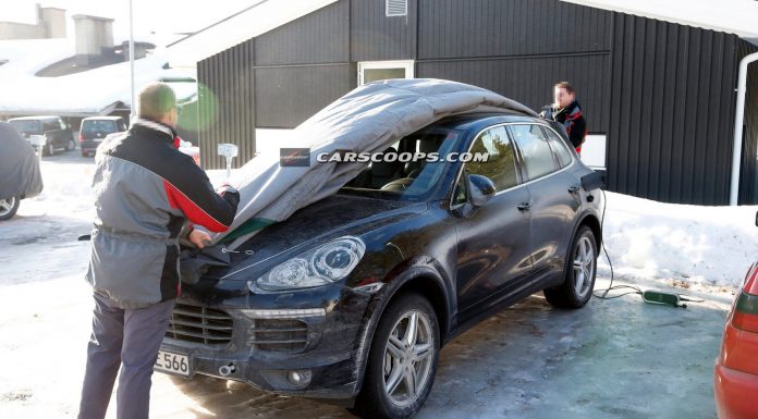 Facelifted 2015 Porsche Cayenne Plug-in Hybrid Spotted