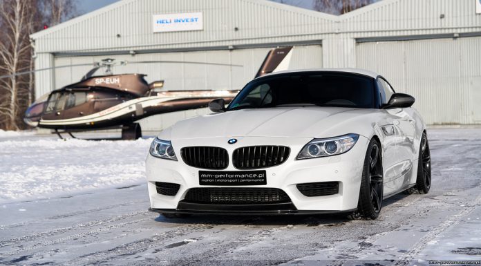 Mineral White BMW Z4 sDrive35is