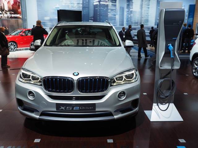 New York 2014: BMW X5 Concept eDrive