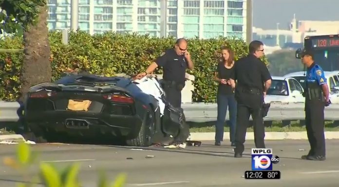 Lamborghini Aventador Crash