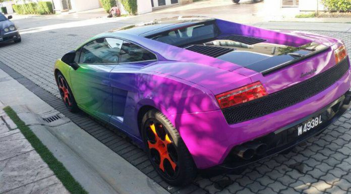Lamborghini Gallardo Wrapped in Full Color Gradient 