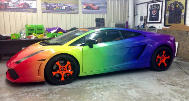 Lamborghini Gallardo Wrapped in Full Color Gradient 