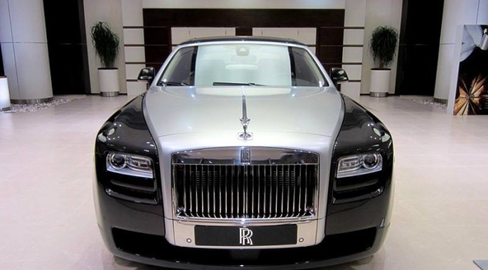 Rolls-Royce Ghost V-Specification 