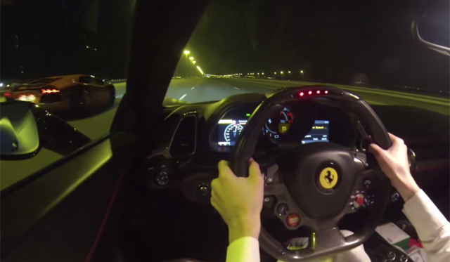 Video: Lamborghini Aventador and Ferrari 458 Italia Cruise and Race at Night