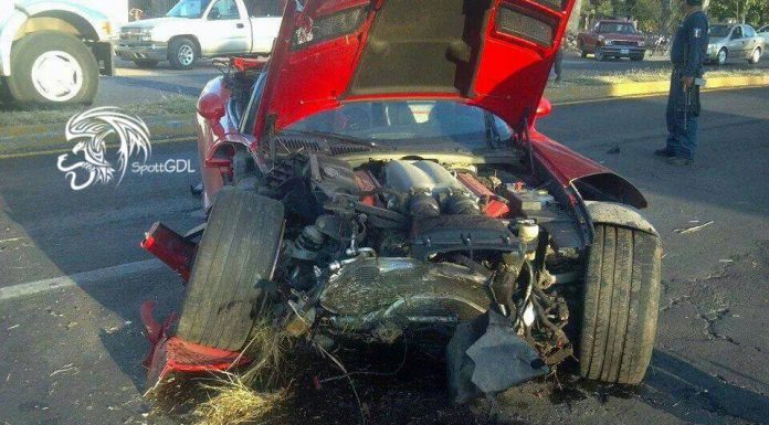 Drunk Driver Wrecks Viper SRT-10 in Mexico 