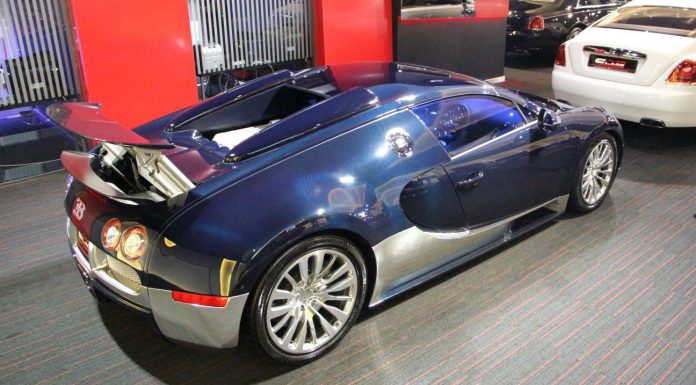Gorgeous Blue Carbon Fibre and Silver Bugatti Veyron Grand Sport For Sale in Dubai