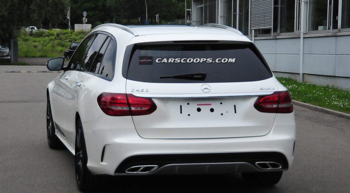 Mercedes-Benz C450 AMG Sport Estate Snapped With No Camouflage!