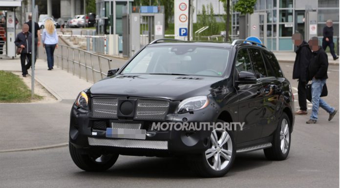 2016 Mercedes-Benz M-Class Snapped Testing