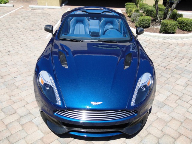  Ocellus Teal Aston Martin Vanquish Volante 