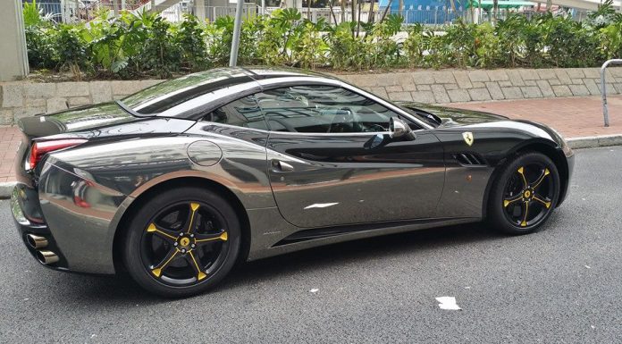 Ferrari California Wrapped in Black Chrome 