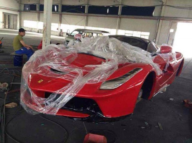 Ferrari LaFerrari Replica From China