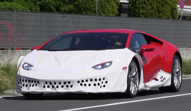 Video: Various Lamborghini Huracans At Factory