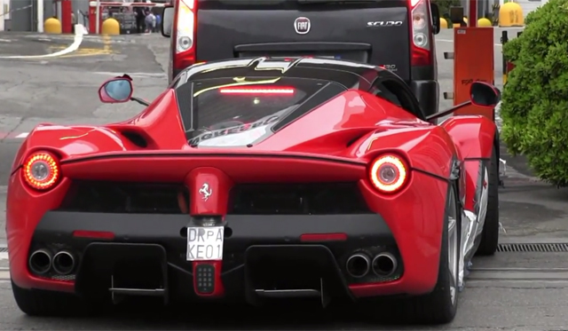 Video: LaFerrari's Invade Maranello!