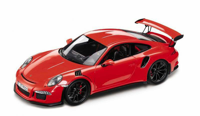 Accurate Scale Model of Porsche 991 GT3 RS Leaks