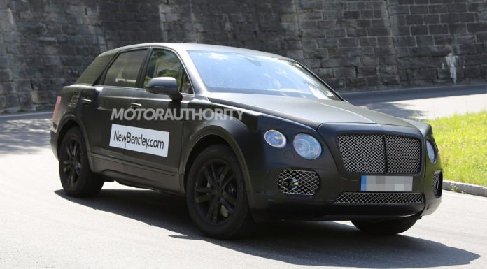Bentley SUV Spied in its Own Skin