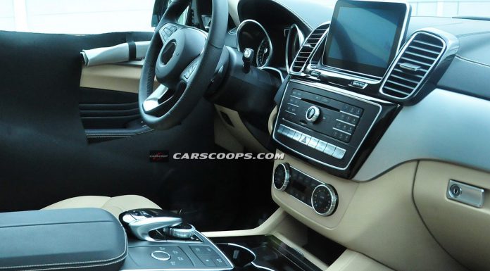 Upcoming Mercedes-Benz ML Coupe Interior Spied