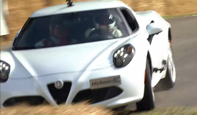 Video: Alfa Romeo 4C Crashes on Goodwood Hillclimb