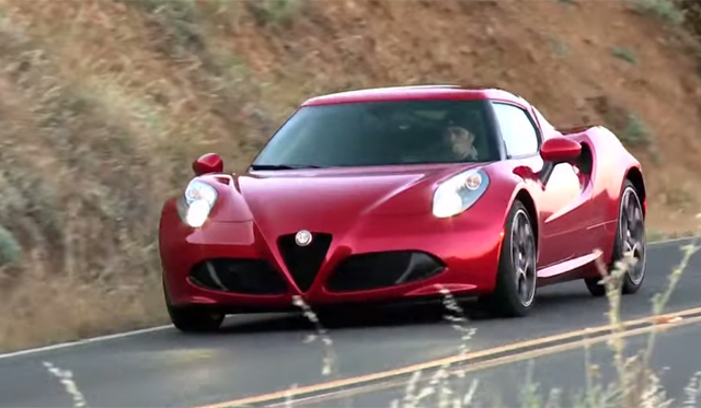 Video: Alfa Romeo 4C Makes U.S. Debut