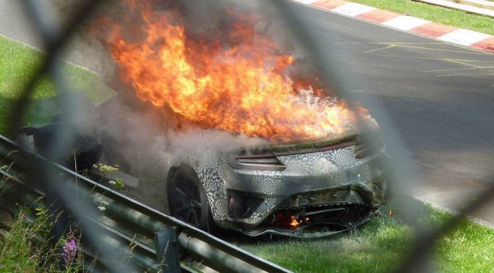 2015 Honda NSX Catches Fire at the Nurburgring 