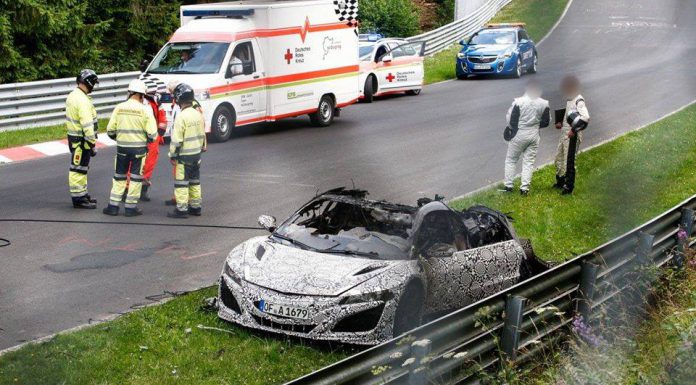 2015 Honda NSX on fire