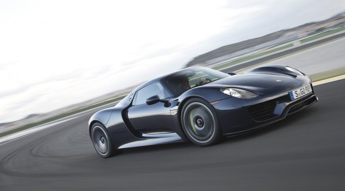 V8 Powered Ferrari 458 Italia Rivalling Porsche on the Way