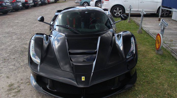  Ferrari LaFerrari Nero