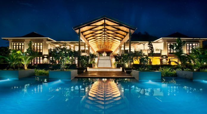 The Opulent Kempinski Seychelles Resort!