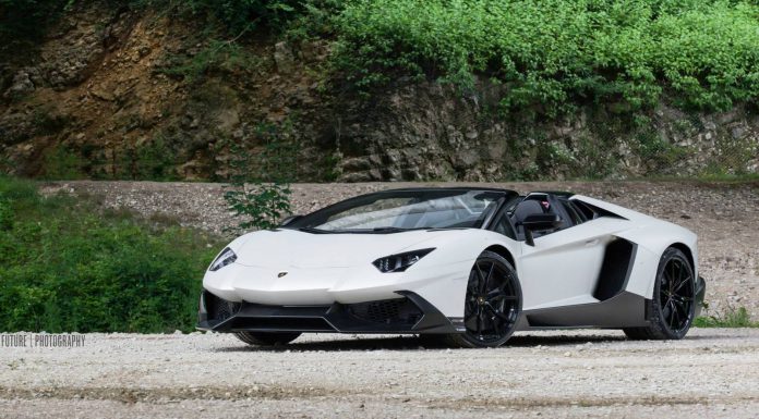 Bianco Lamborghini Aventador Roadster 50th Anniversario 