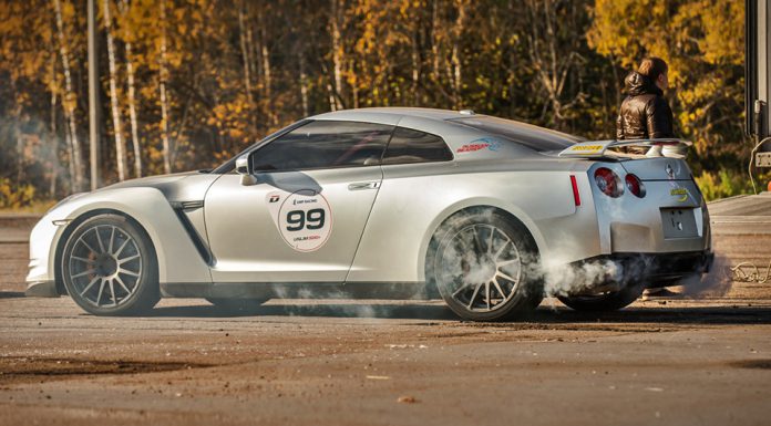 Video: 1700 HP Nissan GTR Hits 237 MPH on Public Road