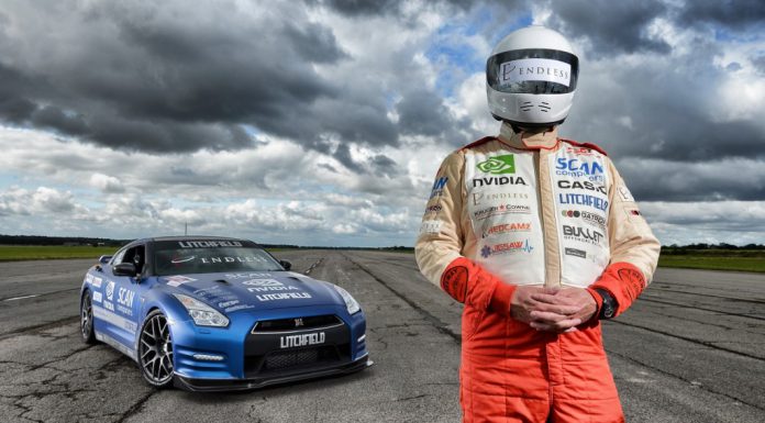 Mike Newman Sets New Blind Speed Record of 200mph in 1000hp Nissan GT-R