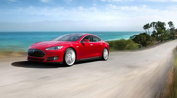 Tesla Model S autopiilot coming soon