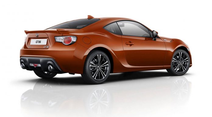 Official: 2015 Toyota GT86
