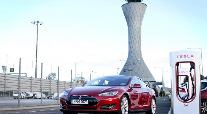 Tesla Opens First Supercharger Station in Scotland 
