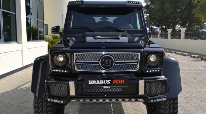 Black Brabus 700 G63 6x6 