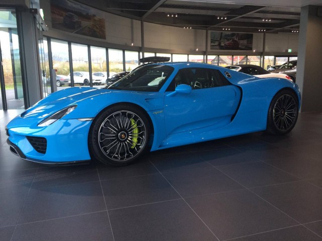 Baby Blue Porsche 918 Spyder