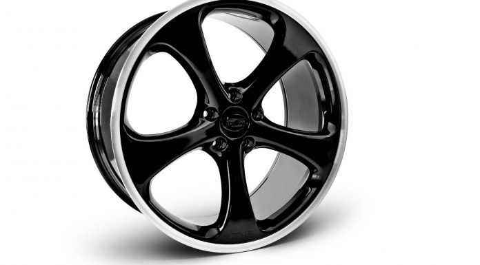 Techart Introduces Winter Wheel Set for Porsche Macan 