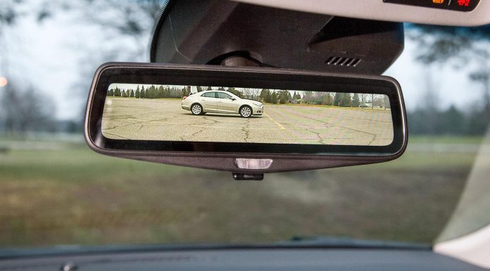 Cadillac CT6's Video Steaming Mirror