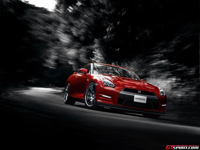 gtspirit-2014-gt-r-front