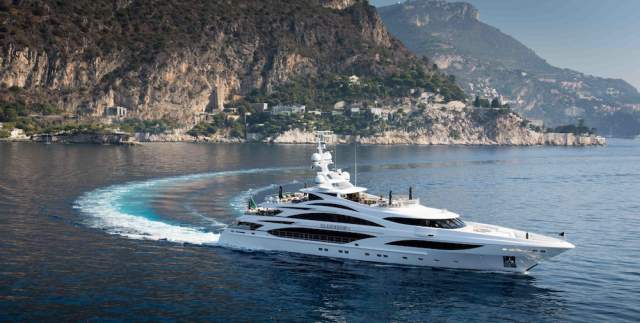 Illusion V Superyacht by Benetti Shipyard 